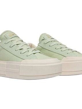 Converse Chuck Taylor All Star Cruise Low Top Platform Sneakers in Herby Green.